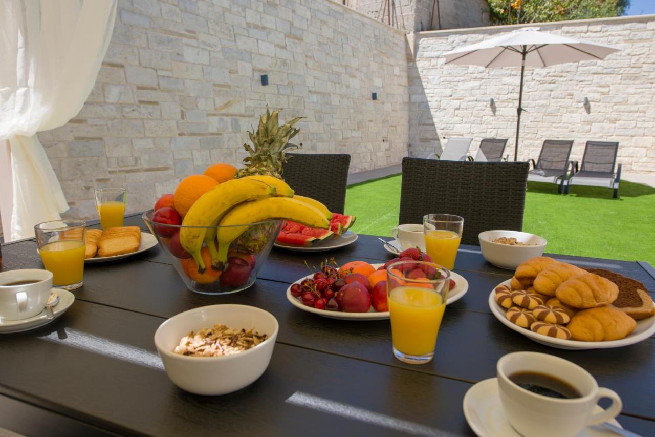 Twin'S Home Luxury Suites Alikianos Ngoại thất bức ảnh